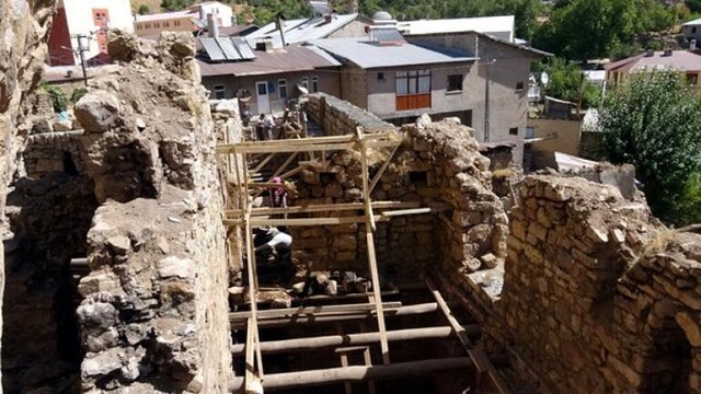 5d9333e8c9de3d2894bef784.jpg 5d9333e8c9de3d2894bef784.jpg