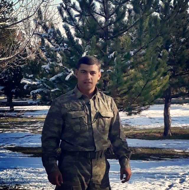 bursa-ya-sehit-atesi-dustu-12504370_o.jpg bursa-ya-sehit-atesi-dustu-12504370_o.jpg