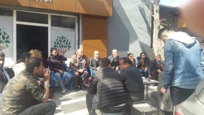 d1ze_xnwkaa0hsm.jpg d1ze_xnwkaa0hsm.jpg