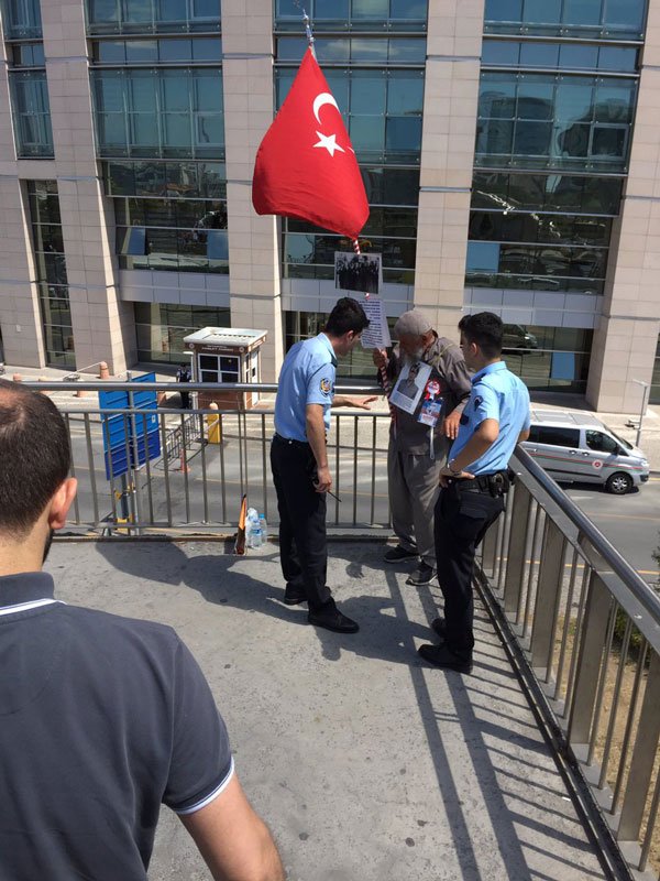 decpmygwsaaope9.jpg decpmygwsaaope9.jpg