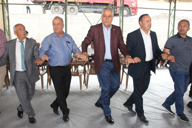 e2-001.jpg e2-001.jpg