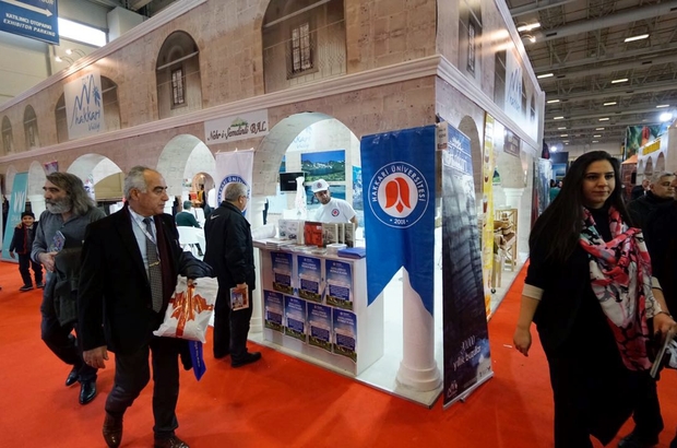 emit-2.jpg emit-2.jpg