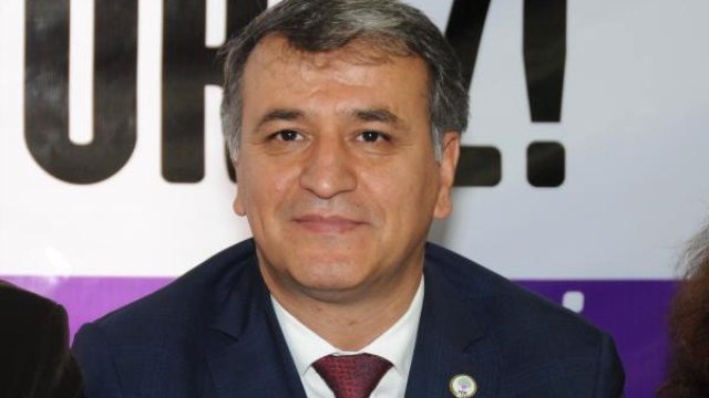 hdp-li-togrul-gaziantep-te-yuzlerce-uyuyan-is-7827018_x_o.jpg hdp-li-togrul-gaziantep-te-yuzlerce-uyuyan-is-7827018_x_o.jpg