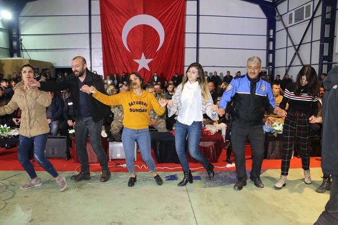 img_4983.jpg img_4983.jpg