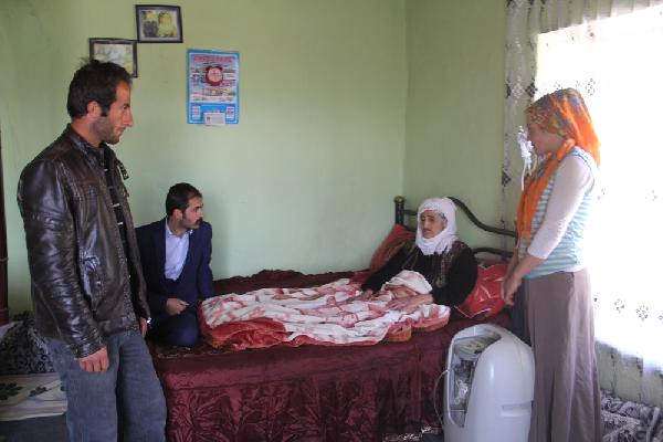 van-da-koah-hastasi-icin-yol-yaptilar-9551092_2754_o.jpg van-da-koah-hastasi-icin-yol-yaptilar-9551092_2754_o.jpg