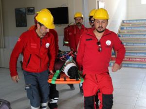 Hakkari'de gerçeği aratmayan tatbikat!