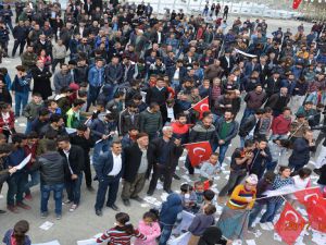 CHP Hakkari'de HAYIR mitingi düzenledi