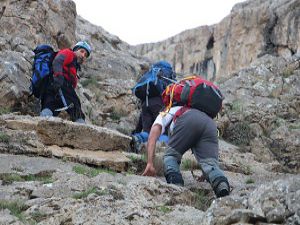 Sümbül dağın Zirve tırmanışını an be an kaydettiler