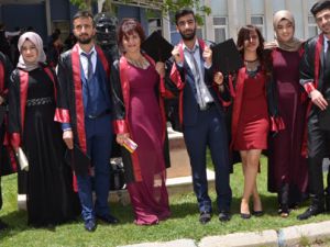 Hakkari Üniversitesi 6'ncı mezunlarını verdi