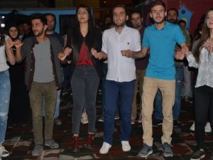 Hakkari'de Öğretmen ve Öğrenciler İftar Yemeğinde buluştu